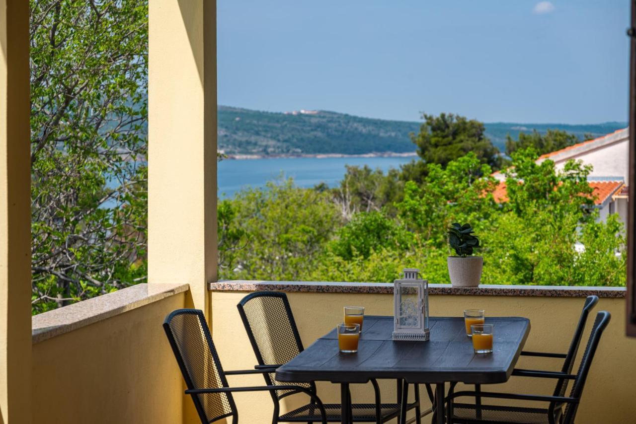 Apartment Marija Novigrad  Екстериор снимка