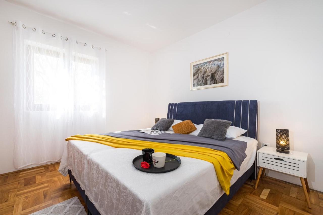 Apartment Marija Novigrad  Екстериор снимка