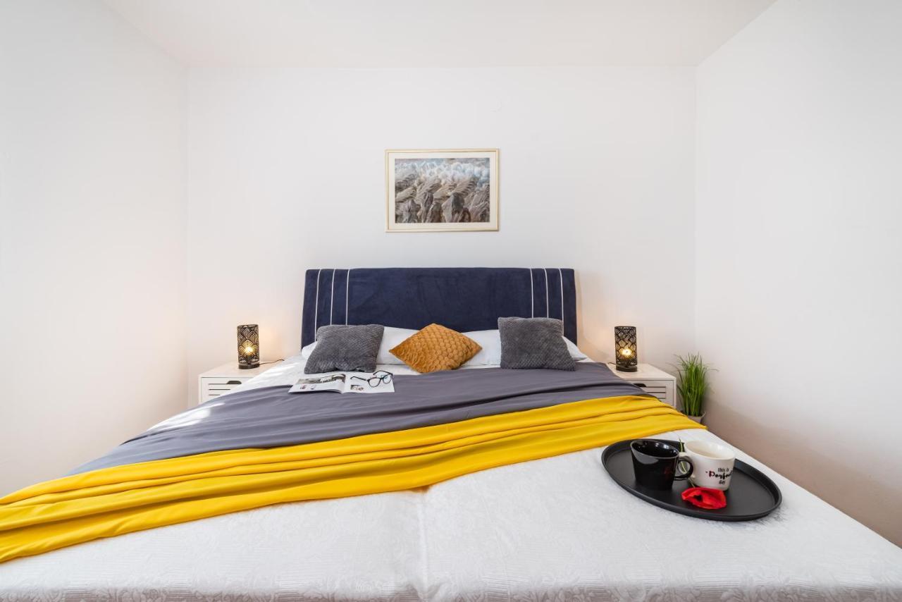 Apartment Marija Novigrad  Екстериор снимка