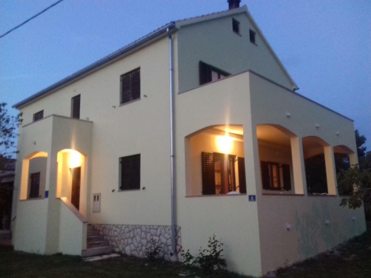 Apartment Marija Novigrad  Екстериор снимка